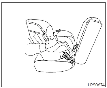 Nissan Altima L34. Child restraints