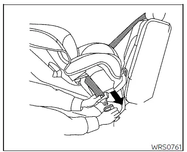 Nissan Altima L34. Child restraints